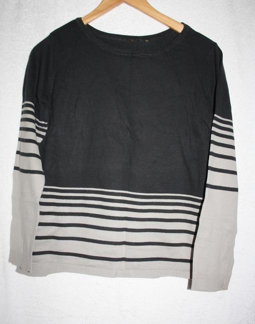  — roadster cotton jumper size S