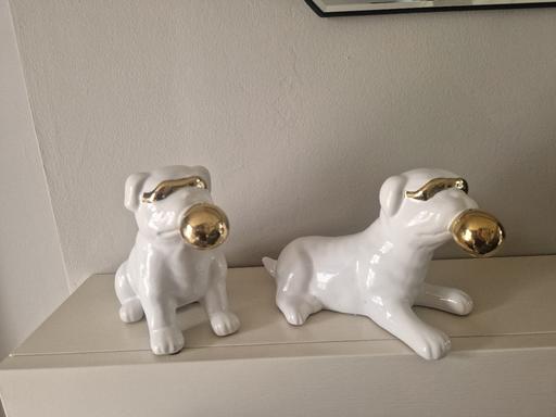  — New TK Max pot dogs