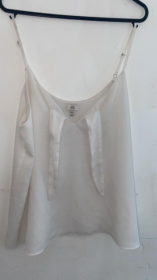 — River island cami