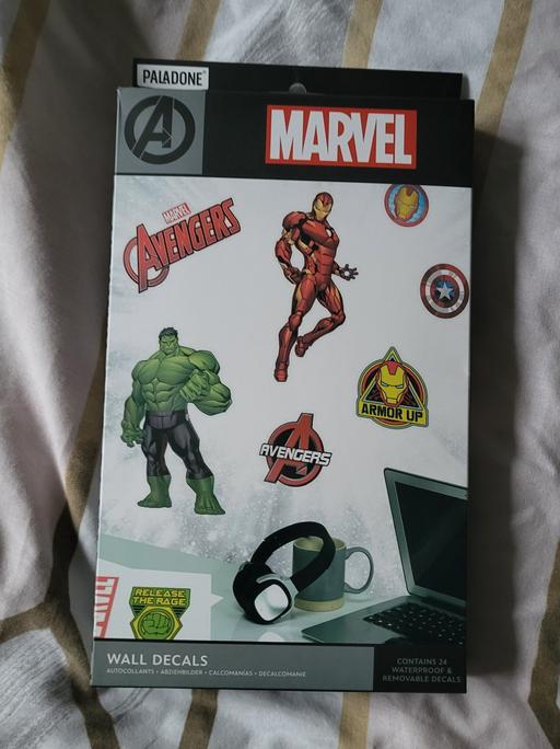  — new Marvel Wall Decals