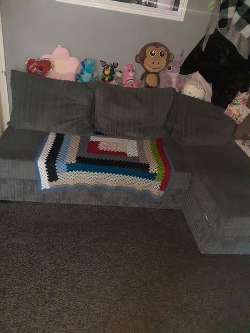  — sofa bed