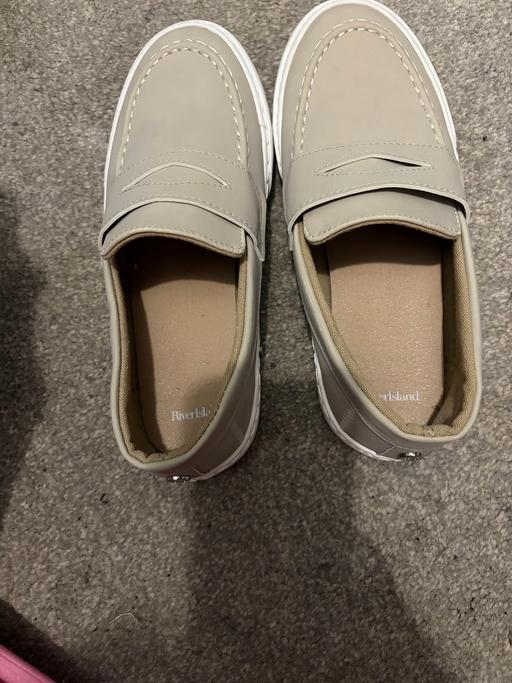  — River island beige boys loafers size 3