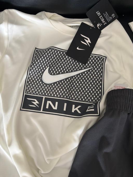  — Boys Nike run summer sets