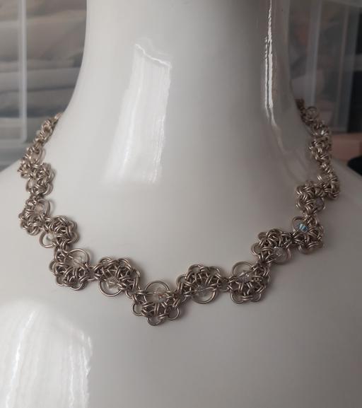  — Heavy chainmaille crystal tbar necklace
