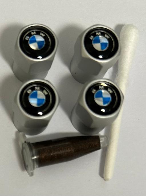  — BMW Tyre valve caps with grease