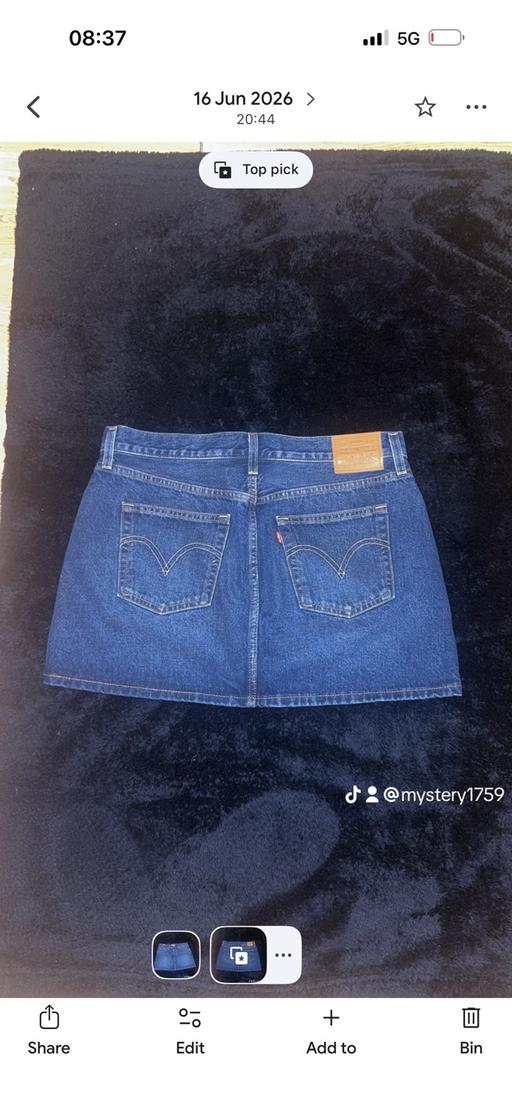  — Denim skirt Levi’s