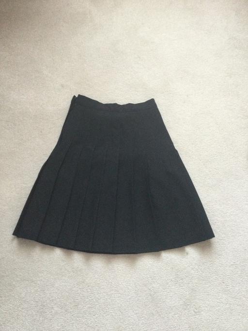  — King James school skirt size 22/20inch