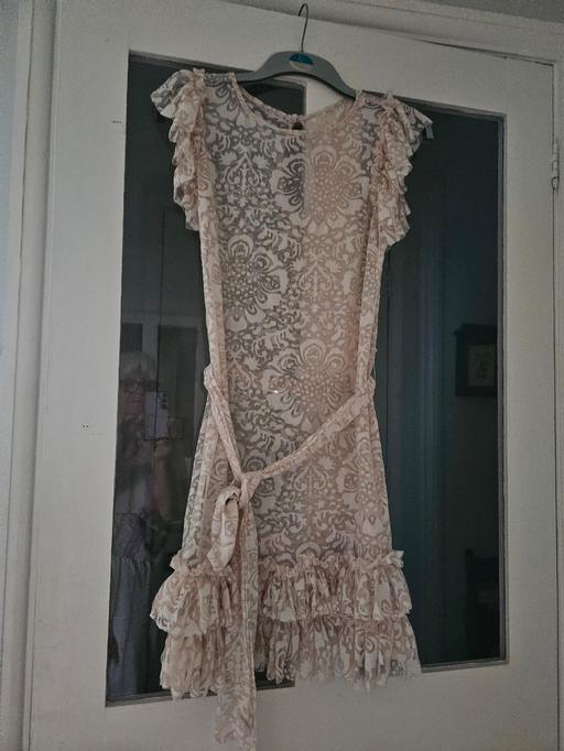  — Lace effect dress