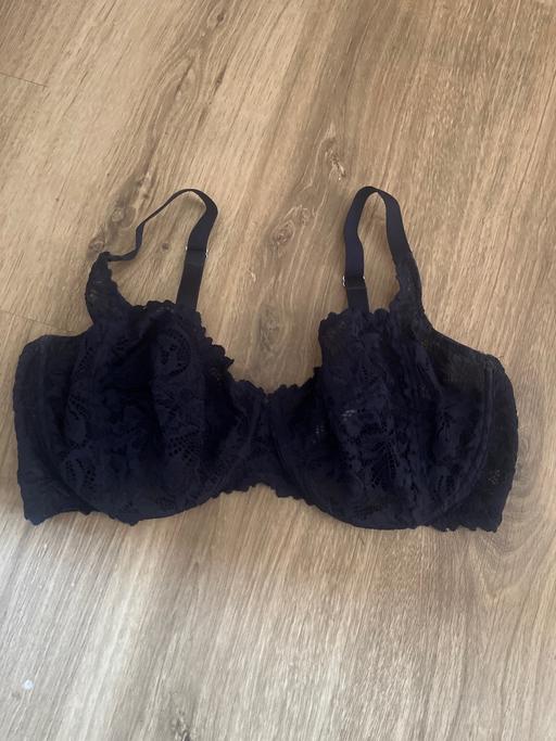  — Like new next underwire bra navy 40DD
