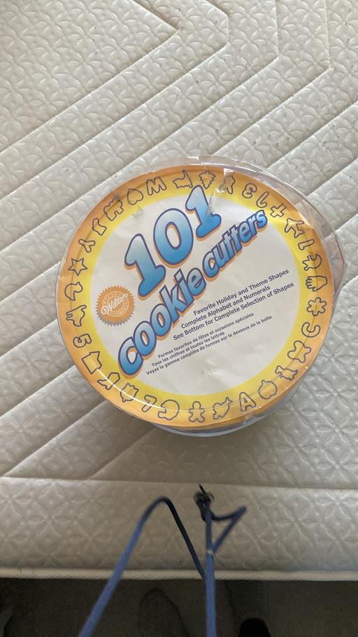  — 101 cookie cutters