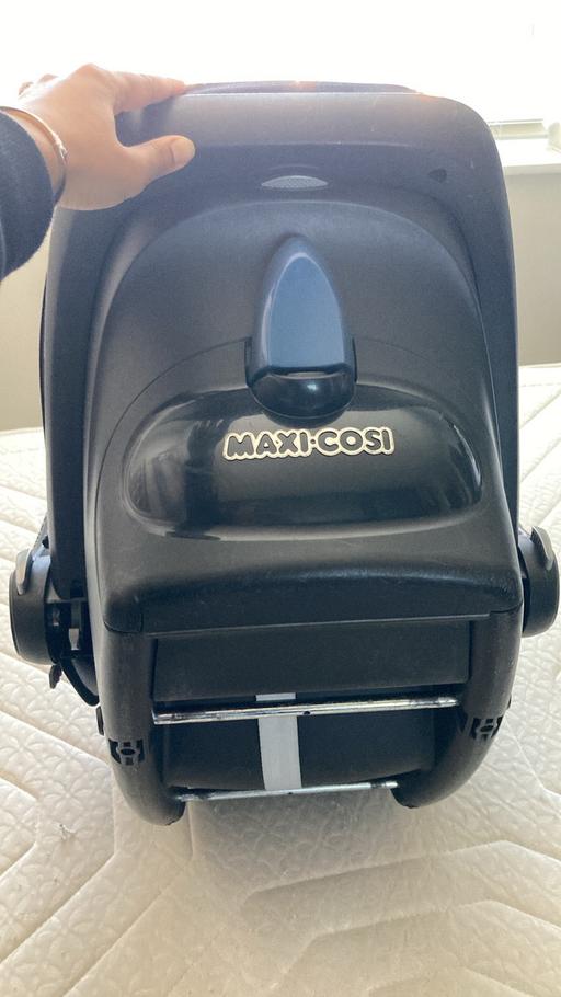  — Maxi Cosi car seat
