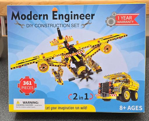  — Construction set, Modern Engineer, 2 in 1