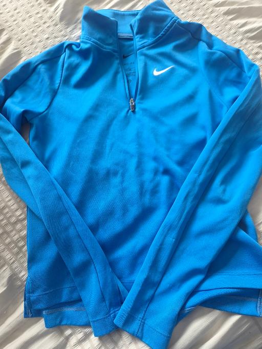  — Girls Nike Dri Fit size small 9/10