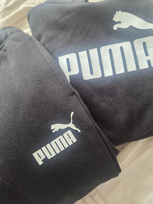  — Puma hoodie and joggers set age 9-10