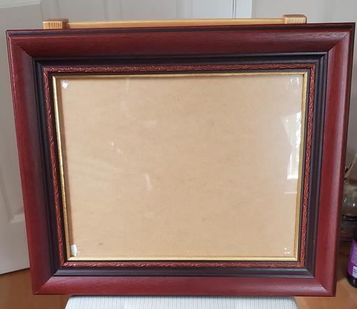  — large mahogany handmade picture fram