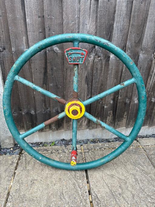  — Ships valve wheel