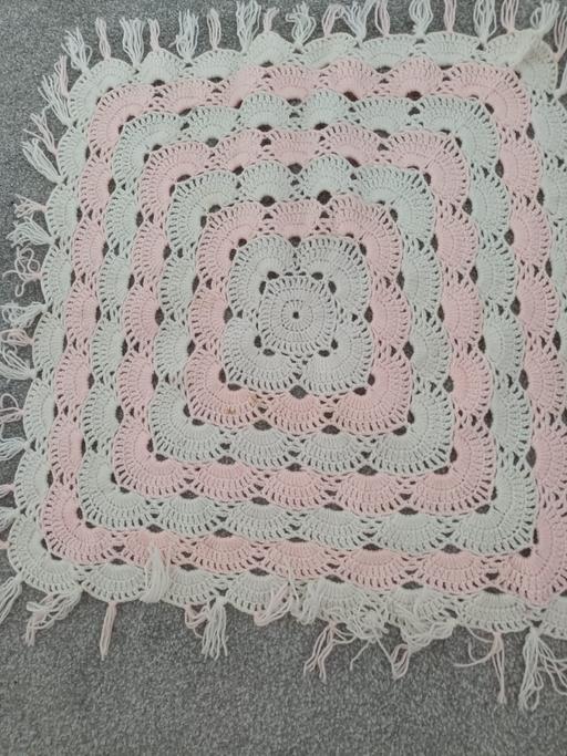  — BABY  CROCHET SHAWL 