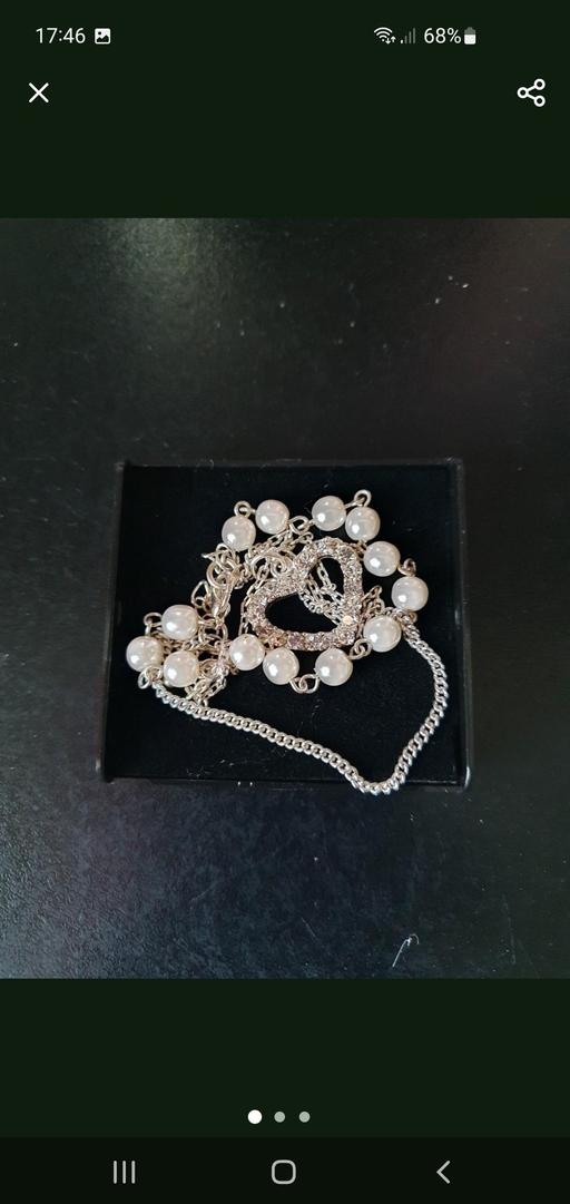  — fashion bracelet