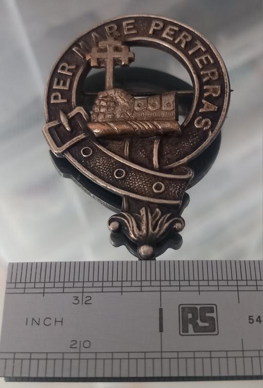  — Scottish Clan MacDonald bonnet badge