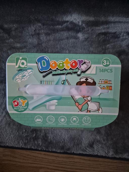  — new Kids Doctor Playset