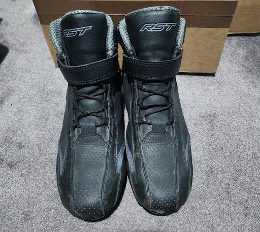  — RST motorbike boots mens size 11