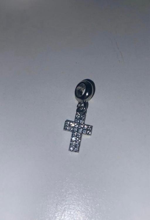  — Cross charm