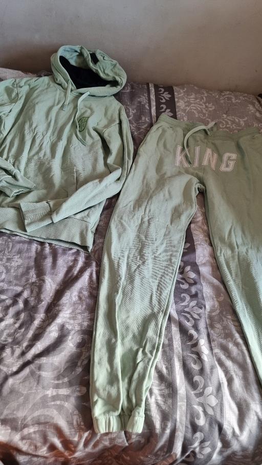  — 2 piece men tracksuit