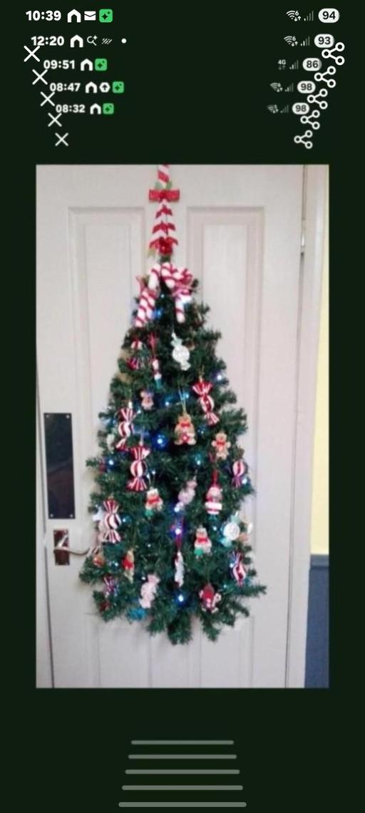  — Christmas  door tree 
