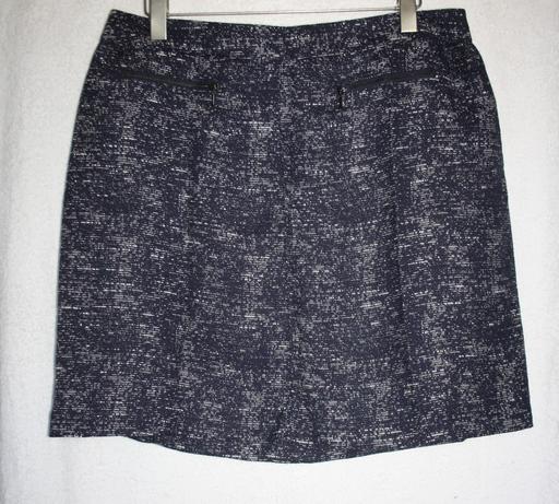  — M&S navy skirt size 18