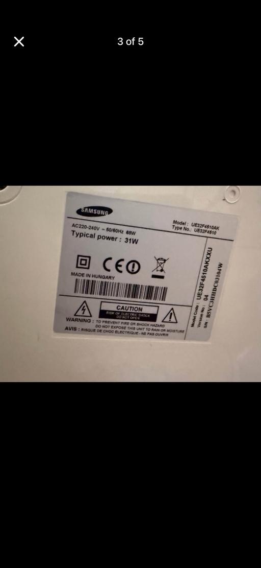  — Samsung 32” smart tv freeview smart WiFi