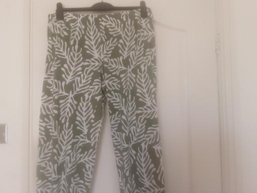  — ladies size 14-16 summer bottoms