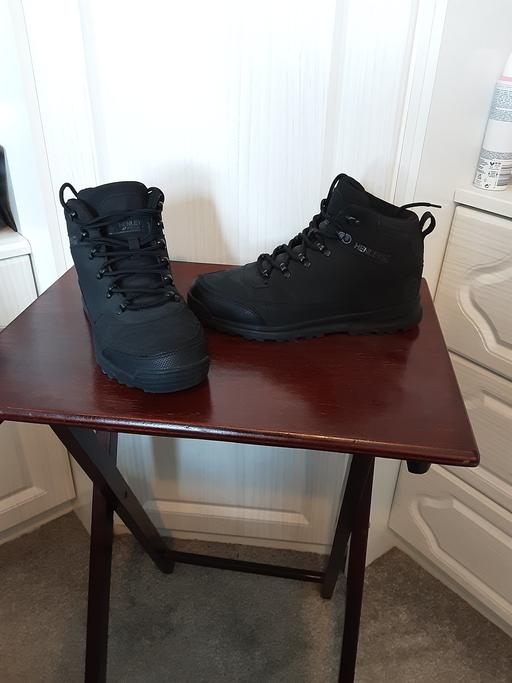  — Mens Henleys Paler Boots