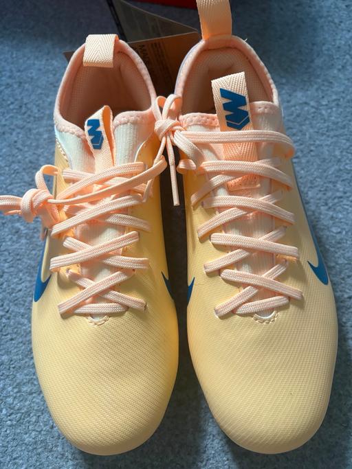  — nike vapor Kylian Mbappe football boots