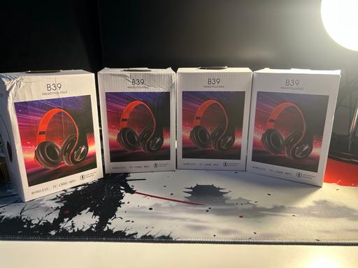  — 4 b39 headphones