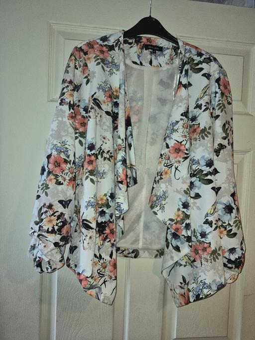  — women's jacket beautiful size 16