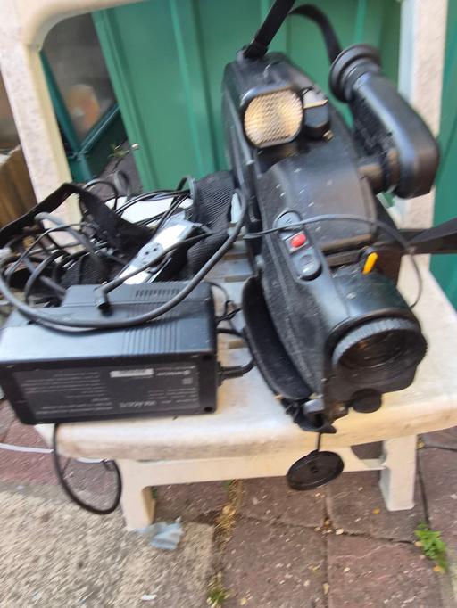  — VHS Video recorder