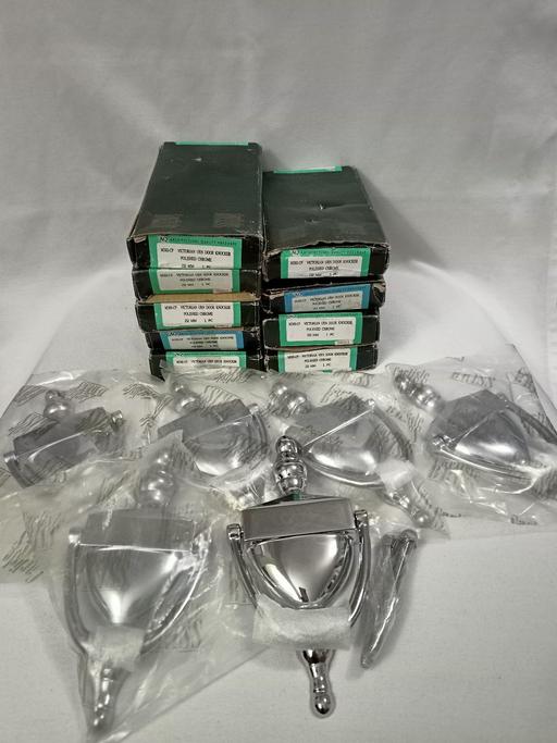  — JOB-LOT OF CARLISLE CHROME DOOR KNOCKERS.