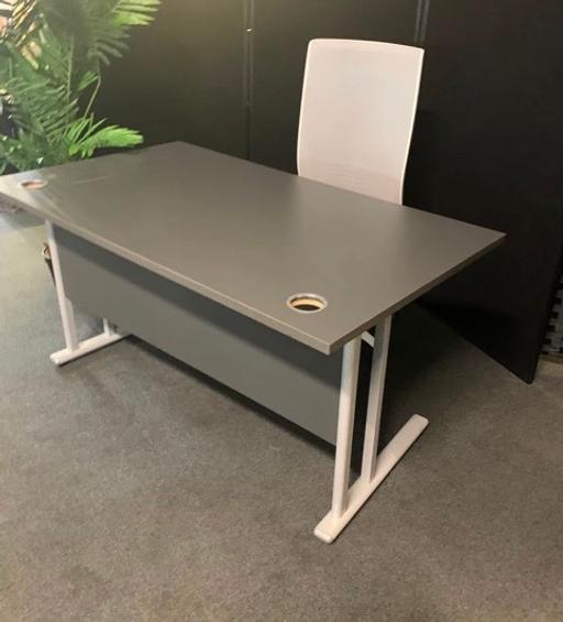  — Desk rectangular grey cantilever leg table