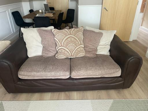  — Sofa