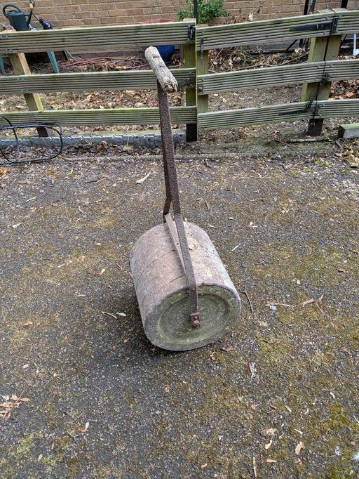  — garden roller