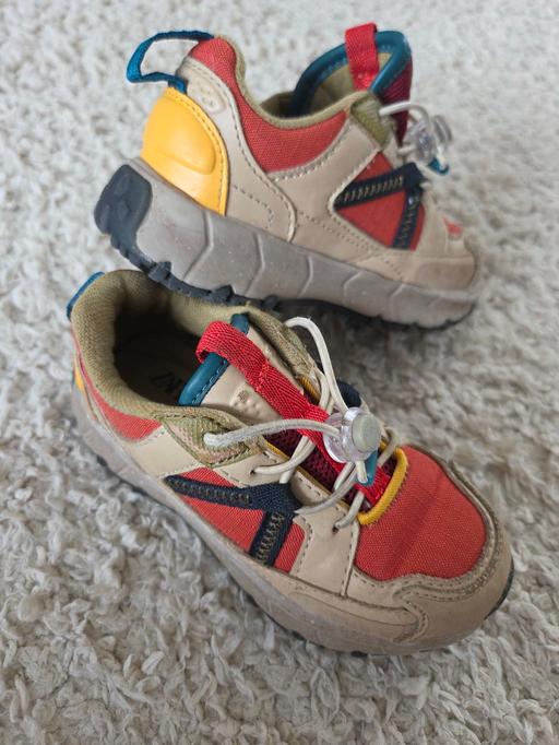  — Size 7 infant ZARA trainers