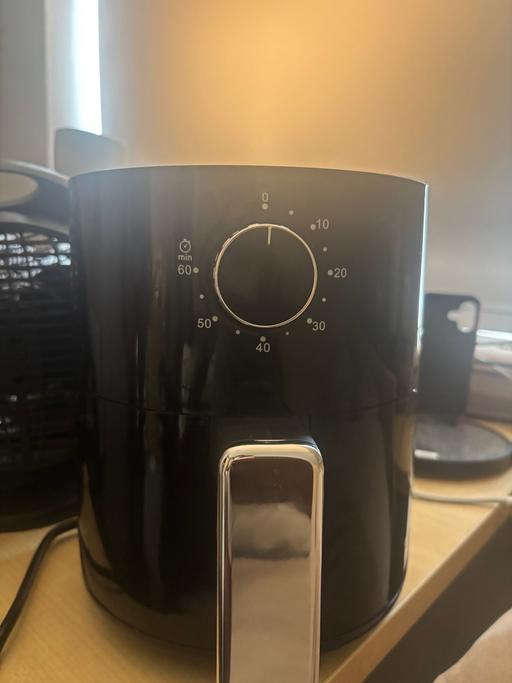  — Small airfryer