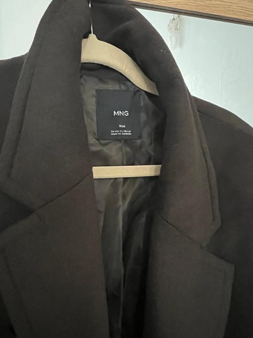  — Long green women coat