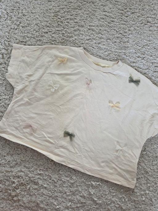 — Age 8 NEXT cream bow cropped top