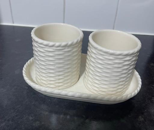  — St Michael Cream Ceramic Pots on Tray