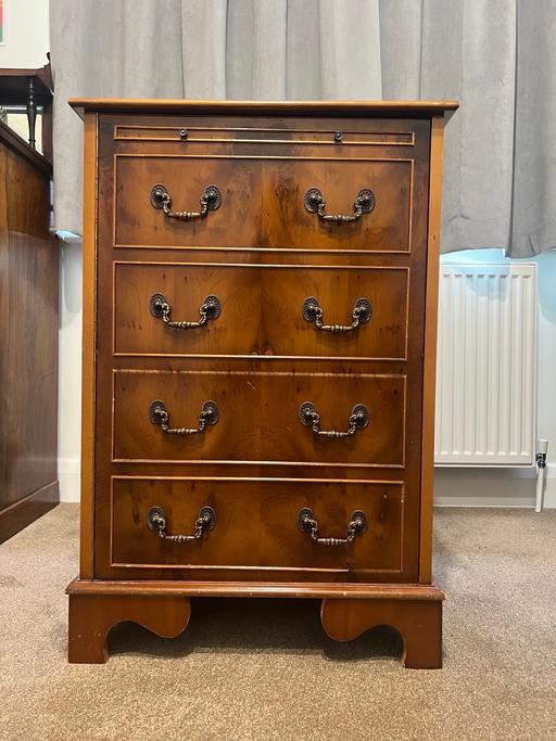  — Music cabinet