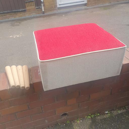  — Red & White Footstool, Needs TLC & Legs On