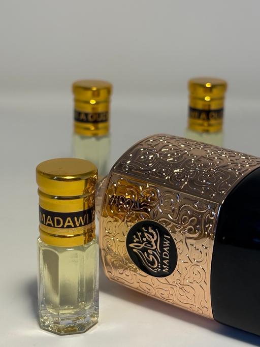  — Madawi Gold Edition roller Oud oil