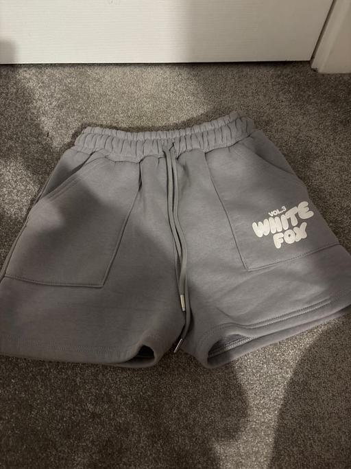  — white fox jogger shorts