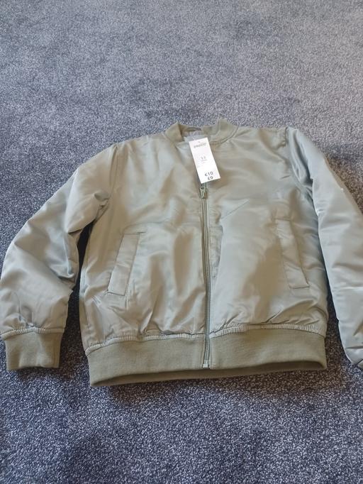  — girls bomber style jacket age 11